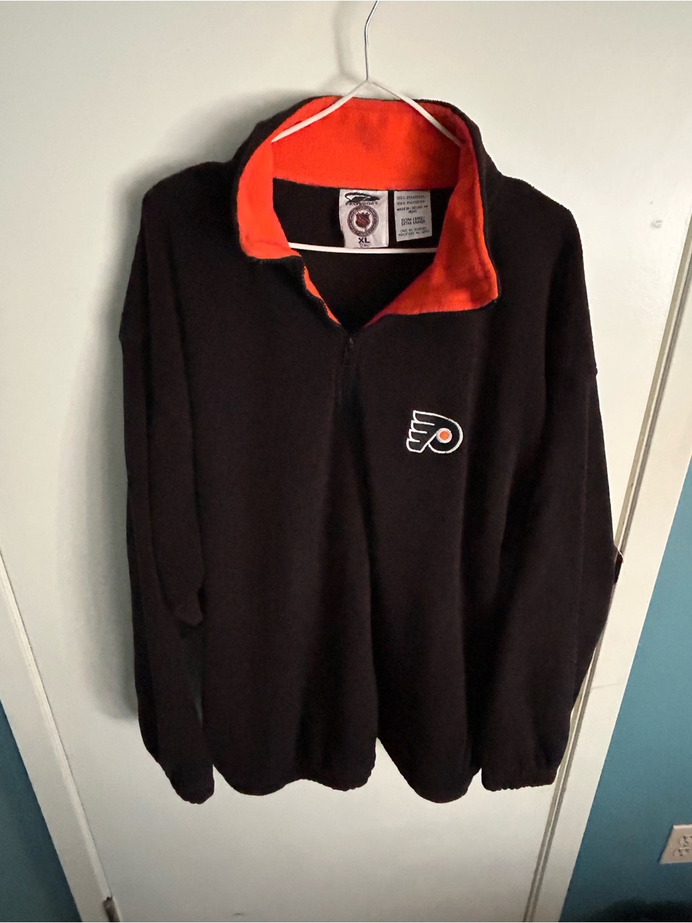 Pro Edge Philadelphia Flyers Black Zip-Up fleece.